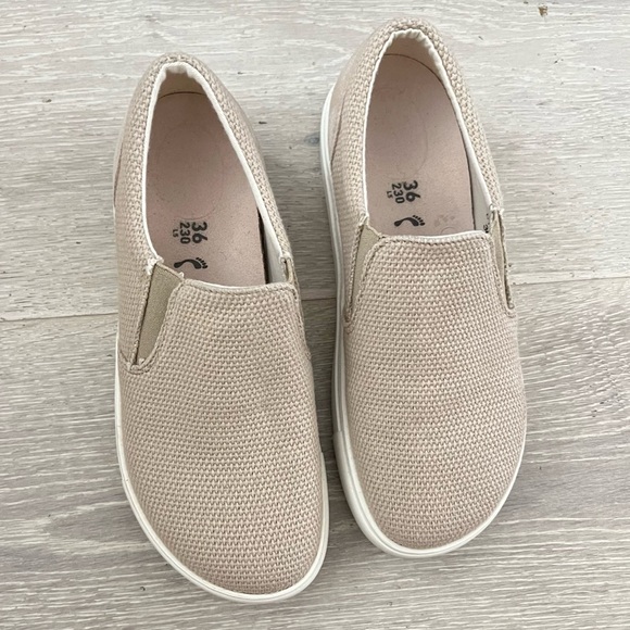 Birkenstock "Oswego" Canvas-Suede Sandcastle 36 - Picture 8 of 8